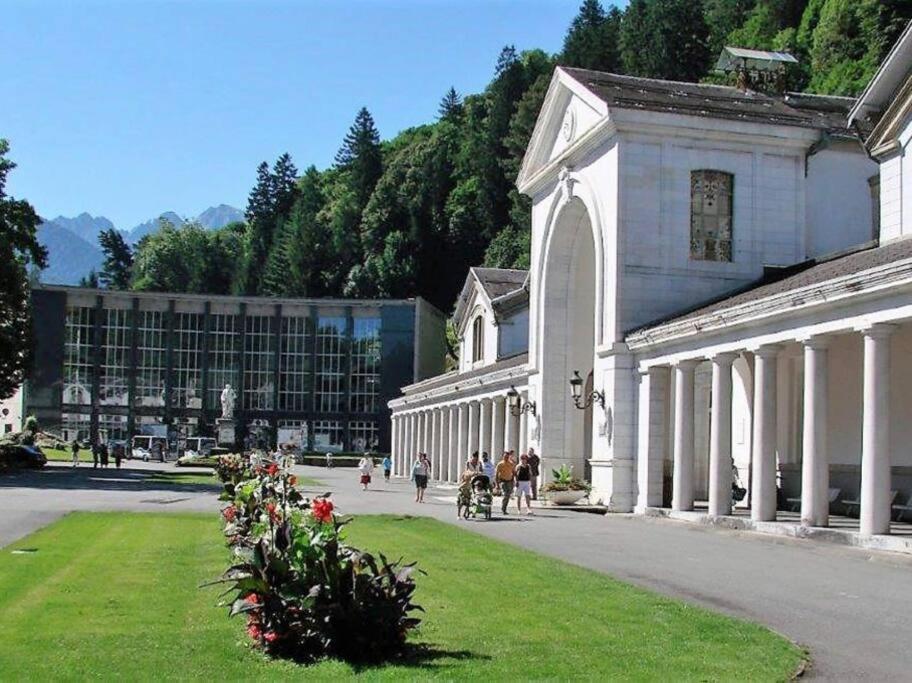Chez Louise, Appartement T3 A Deux Pas Du Centre Bagnères-de-Luchon Exterior foto